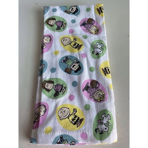 2 Pack Peanuts Snoopy Charlie Brown Gang Easter Eggs Kitchen Towels 16 X 26” NEW - Picture 10 of 14